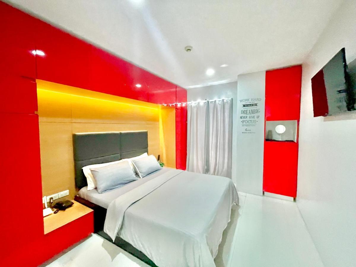 Cityscape Residences 1102 Bacolod Bagian luar foto